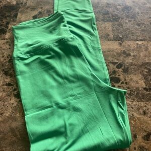 Stylish Green Leggings for Women